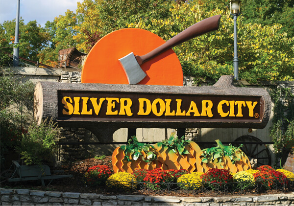 Silver Dollar City, near Table Rock Lake, hosts the country's premier craft festivals.