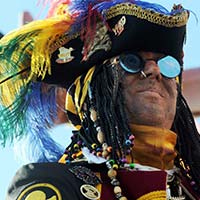 In Tampa, rare Gasparilla beads are the real treasure