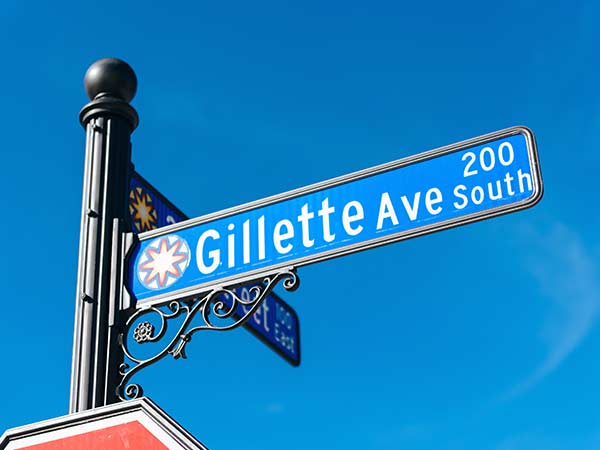 A street sign for Gillette Avenue South in Campbell County, WY