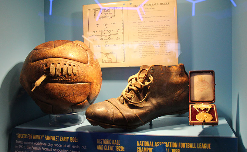 Soccer, Hall of Fame Sports Memorabilia