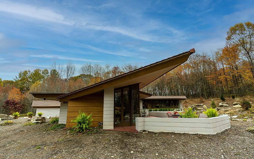 Polymath Park in Pennsylvania features two homes designed by Frank Lloyd Wright and two by his apprentice, Peter Berndtson.
