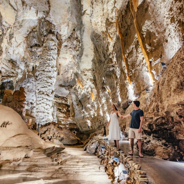 new-braunfels natural bridge caverns